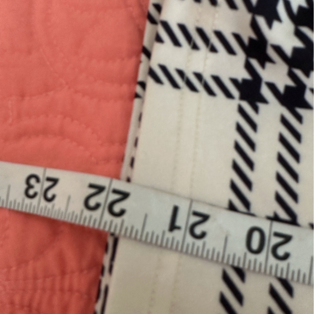 SHEIN Black & White Plaid Button Front Dress – Size Medium (US 6) - Picture 13 of 13